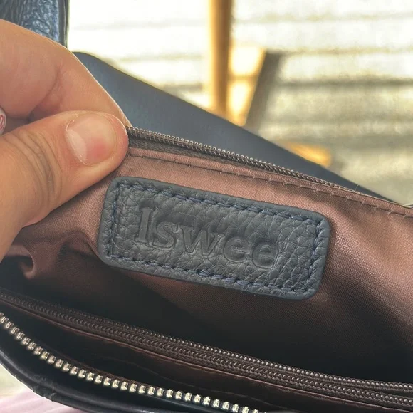 New Iswee Leather Handbag - Picture 4 of 6